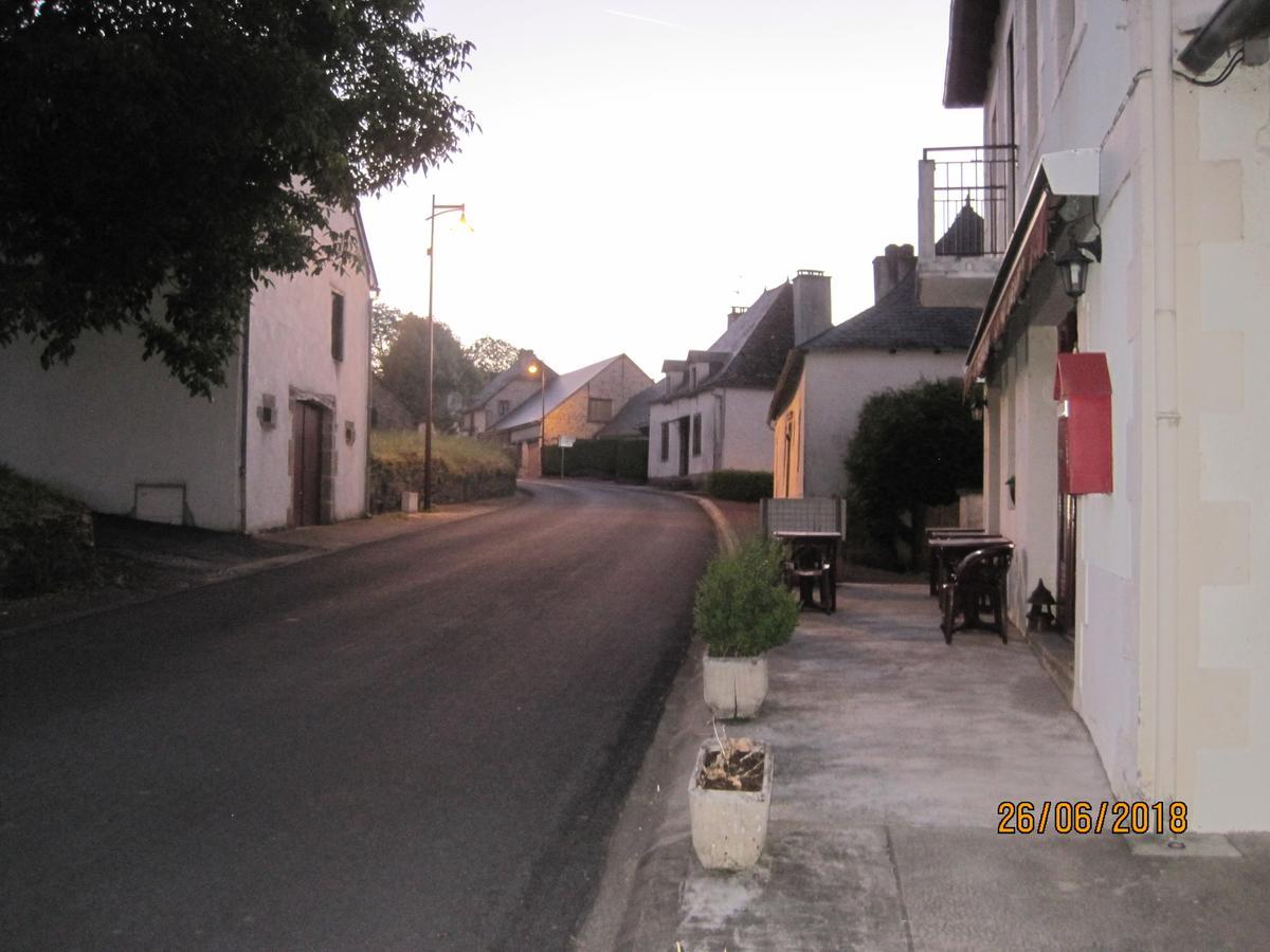 Hotel Le Commerce Neuville  Eksteriør bilde